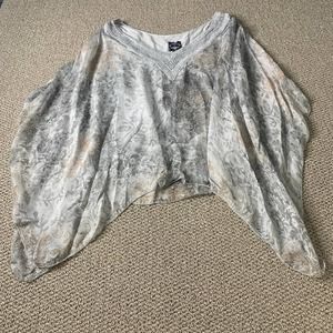 Le Marais Womens Blouse Size Small Gray Floral‎ Sheer Silk Dolman Sleeves Lined